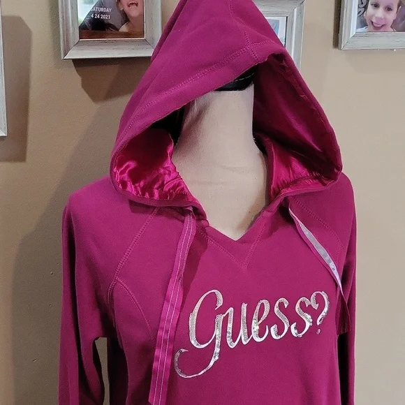 Guess Hoodie - Picture 2 of 13